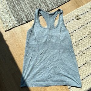 Light Blue Lululemon Swiftly Tech Tank. Size 10.